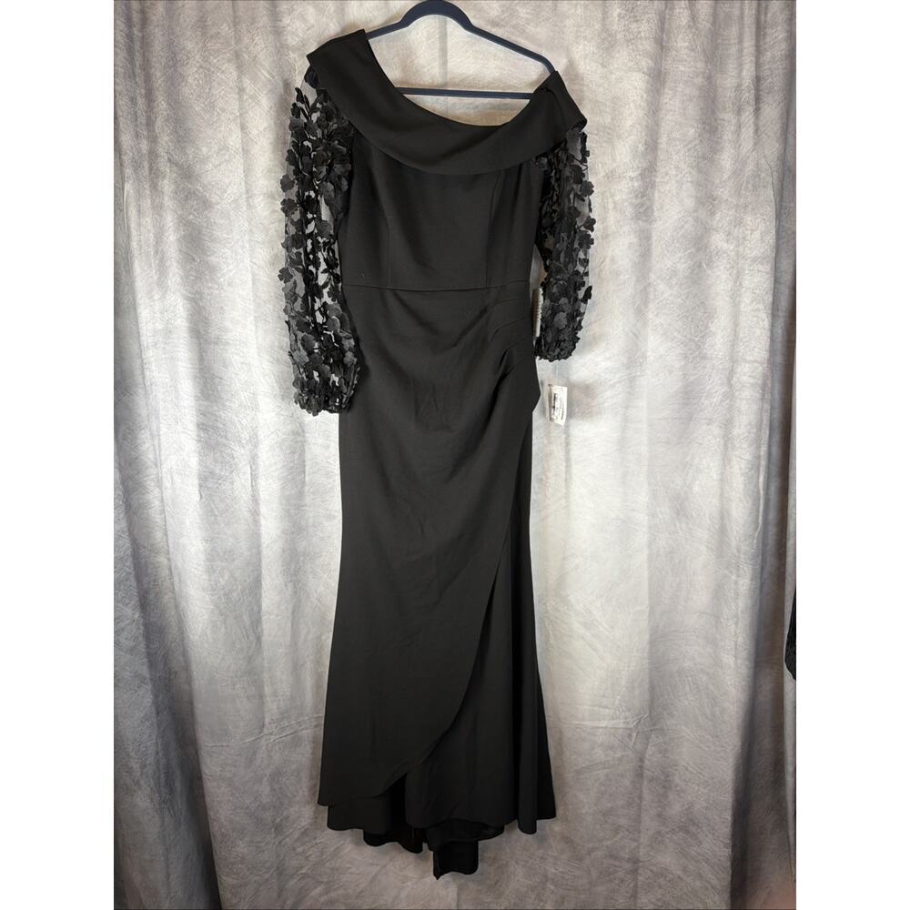 Xscape Black Floral Applique Long Sleeve Scuba Crepe Gown Size 12 $298 - Picture 2 of 13
